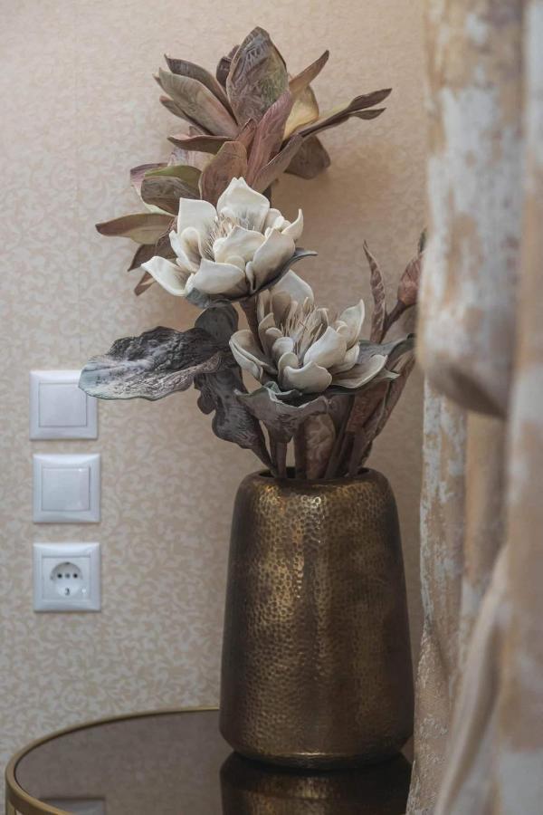 Goldenspace Exquisite Suite Near The Port 볼로스 외부 사진