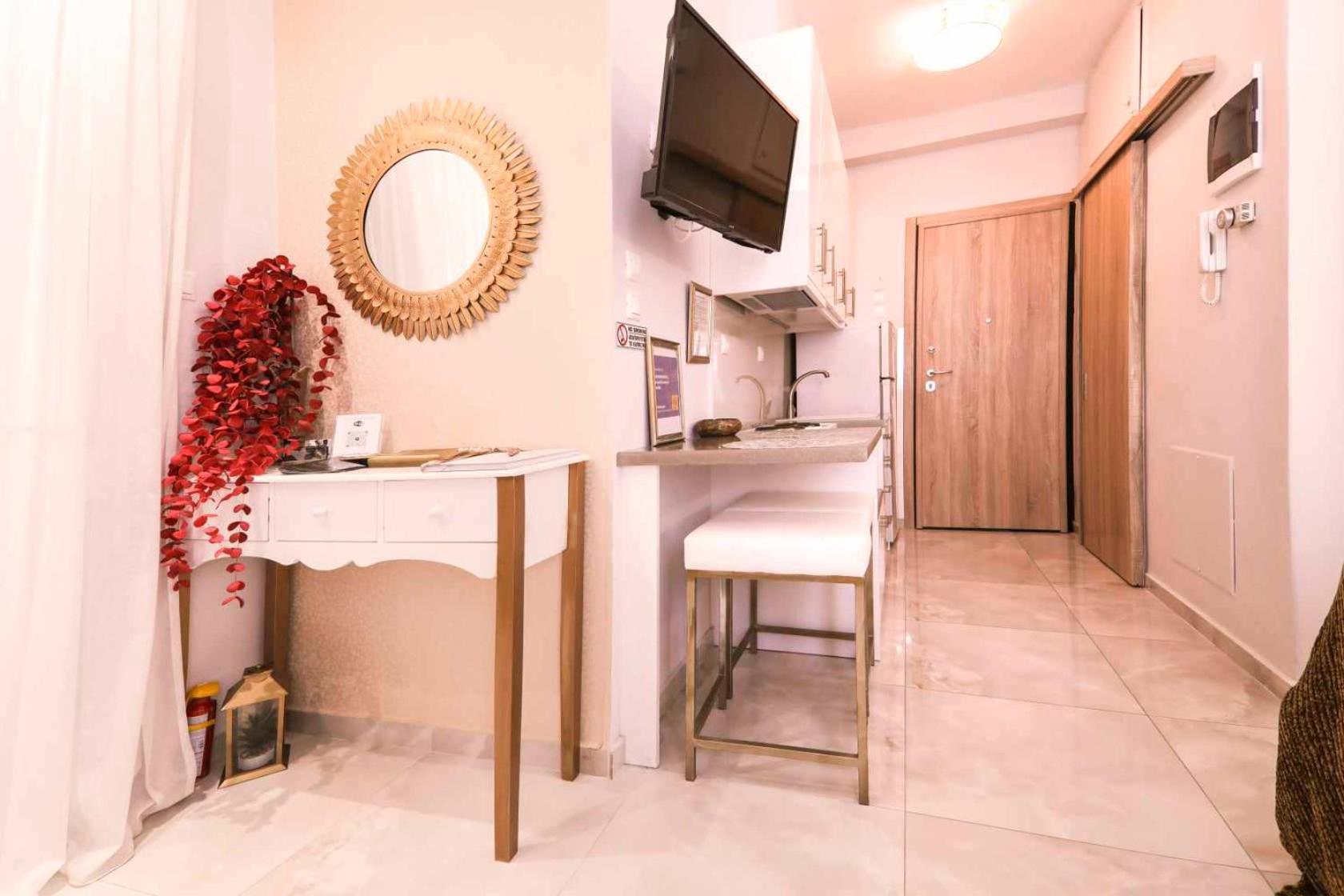 Goldenspace Exquisite Suite Near The Port 볼로스 외부 사진